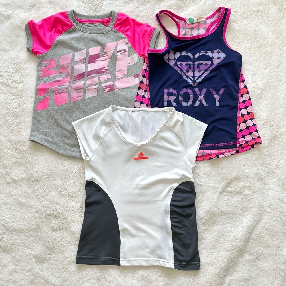 Bundle of girls sport  T-shirts  size 4-5 years